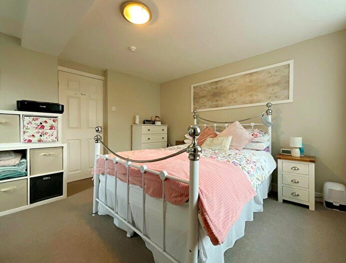 1 Bedroom Flat For Sale In Regent Road, Birkdale, Southport, PR8