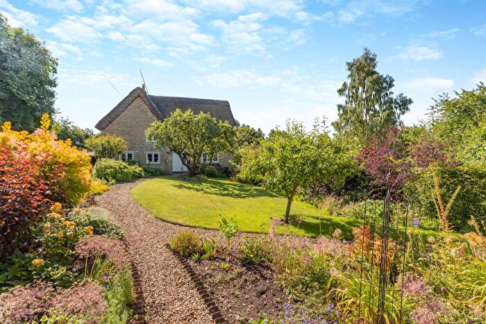 4 Bedroom Character Property For Sale In Main Street, Sudborough, Kettering, NN14