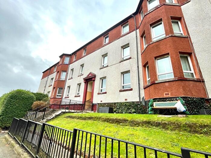 3 Bedroom Flat To Rent In Irongray Street, Glasgow, G31