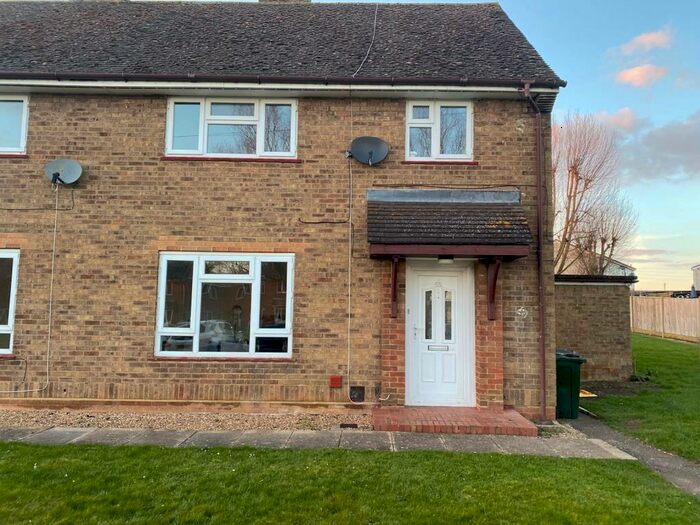 3 Bedroom Semi-Detached House To Rent In Ambrosden, Bicester, OX25