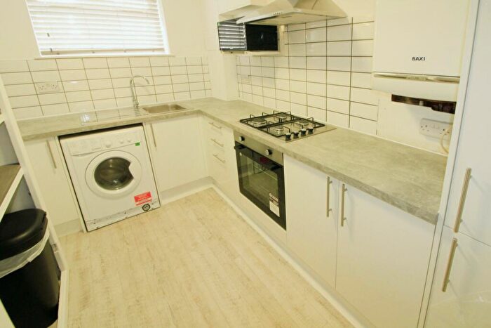 2 Bedroom Flat To Rent In North Sherwood Street, Nottingham, NG1