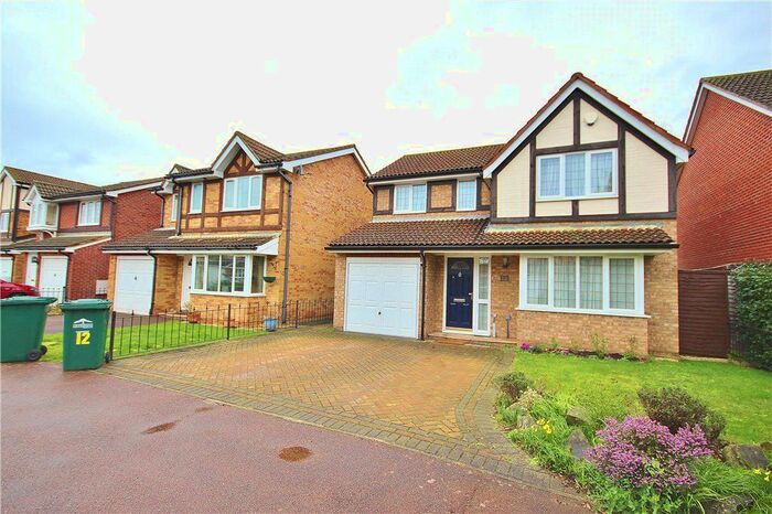 4 Bedroom Detached House To Rent In Wychwood Close, Sunbury-On-Thames, Surrey, TW16