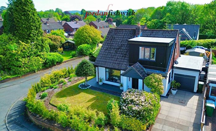 3 Bedroom Detached House For Sale In Clifford Road, Macclesfield, SK11
