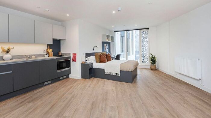 Studio To Rent In St James Boulevard, Newcastle Upon Tyne, NE4