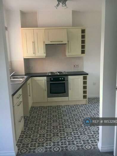 2 Bedroom Flat To Rent In Rymers Court, Darlington, DL1