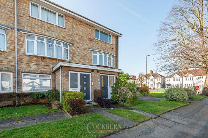 2 Bedroom Maisonette To Rent In Parkview Road, London, SE9