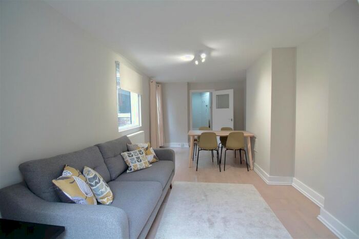 1 Bedroom Flat To Rent In Horsford Road, London, SW2