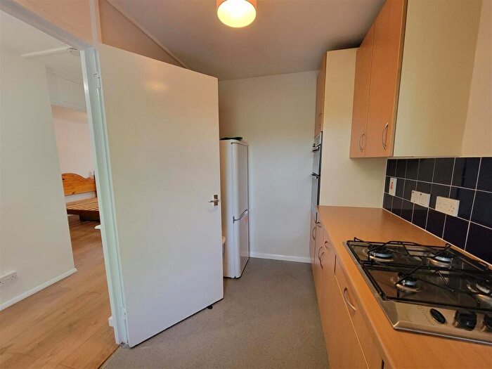1 Bedroom Flat To Rent In Ringmer Gardens, Hornsey, N19
