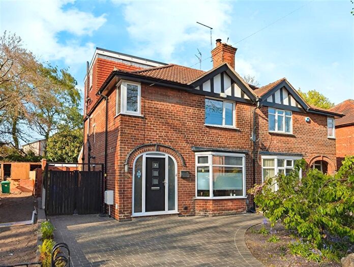 4 Bedroom Semi-Detached House For Sale In Bedale Road, Sherwood, Nottingham, NG5