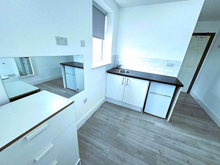 Studio To Rent In St. Marys Road, Ilford, IG1
