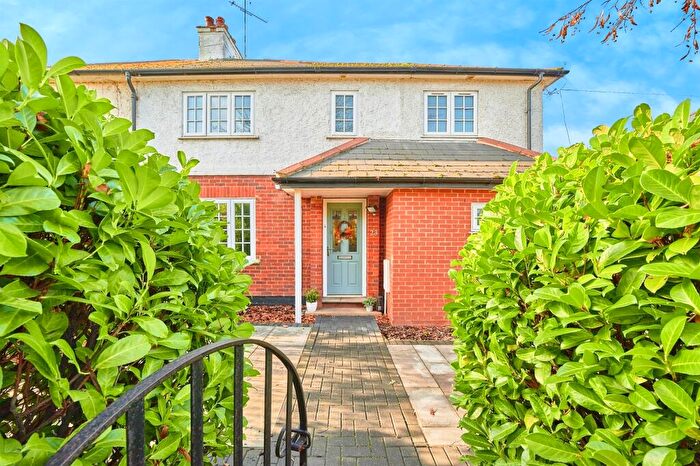 4 Bedroom Semi Detached House For Sale In Thaxted Road, Saffron Walden, CB11