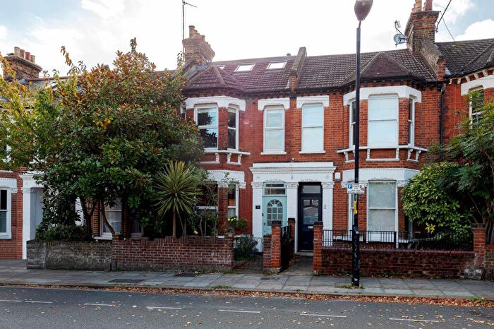 5 Bedroom Terraced House For Sale In Moncrieff Street, London, SE15
