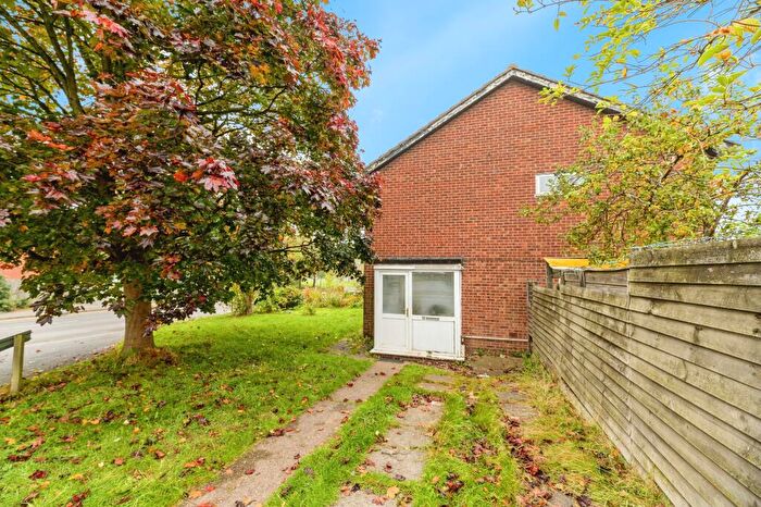 3 Bedroom End Of Terrace House For Sale In New Street, West Bromwich, B70