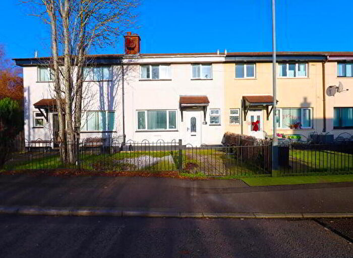 3 Bedroom Mid Terraced House For Sale In Longlands Road, Newtownabbey, BT36