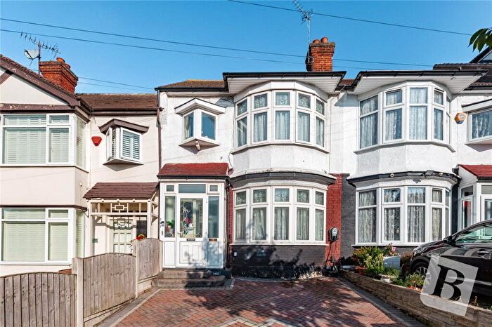 3 Bedroom Terraced House For Sale In Middleton Avenue, London, E4