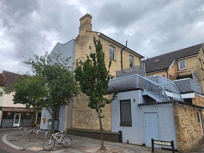1 Bedroom Flat To Rent In Goodmans House, Upper King Street, Royston, SG8