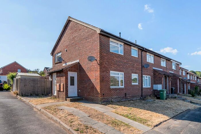 1 Bedroom Terraced House To Rent In Quebec Gardens, Bursledon, SO31