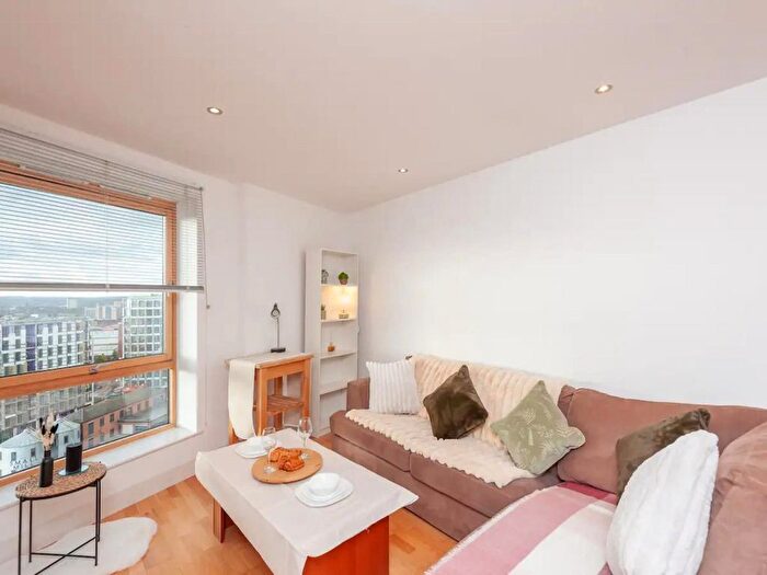 1 Bedroom Flat To Rent In Leeds Dock, LS10