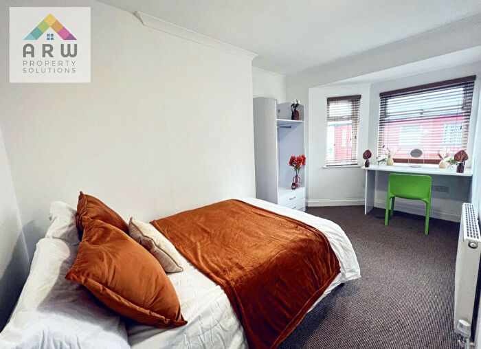 5 Bedroom Terraced House To Rent In Egerton Road, Liverpool, Merseyside, L15