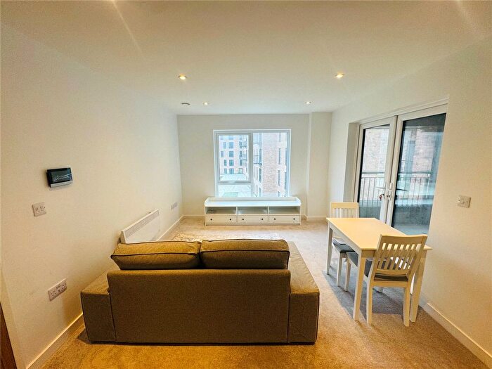 1 Bedroom Flat To Rent In Ordsall Lane, Salford, Greater Manchester, M5