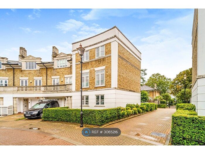 1 Bedroom Flat To Rent In Huntingdon Gardens, London, W4