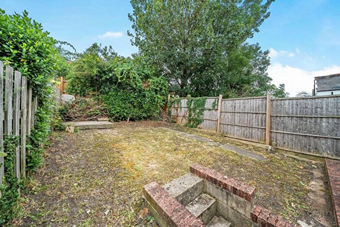 3 Bedroom Terraced House For Sale In Buller Road, Thornton Heath, CR7