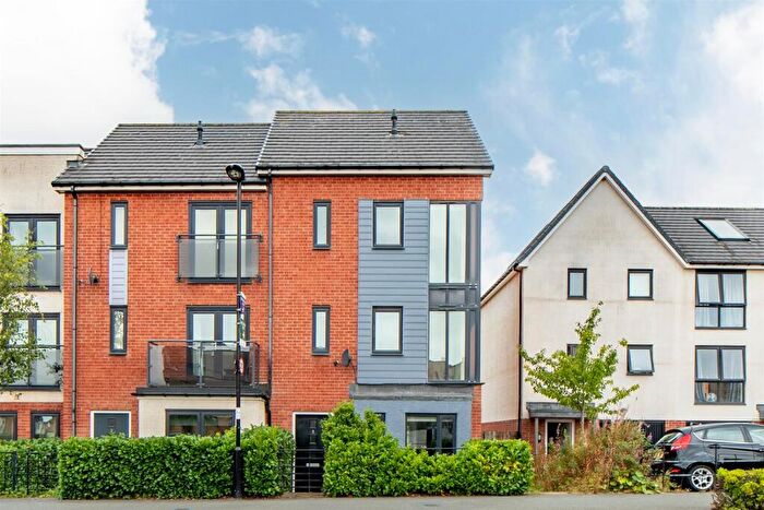 4 Bedroom Town House For Sale In Wagonway Drive, Newcastle Upon Tyne, NE13