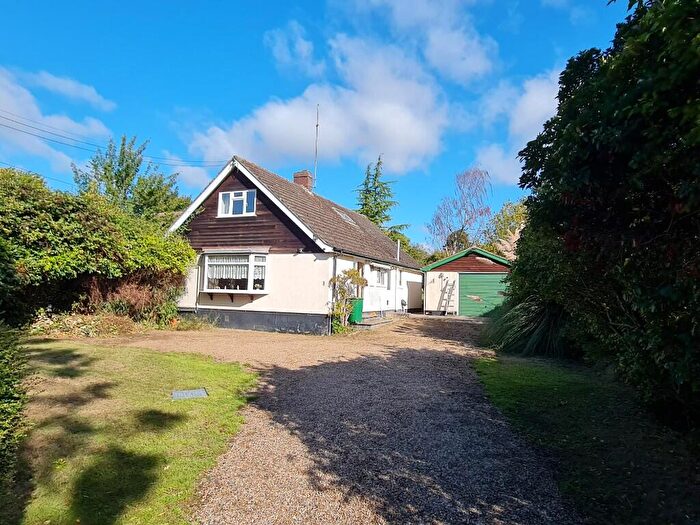 3 Bedroom Semi-Detached Bungalow For Sale In Woodfield Lane, Stowmarket, Suffolk, IP14