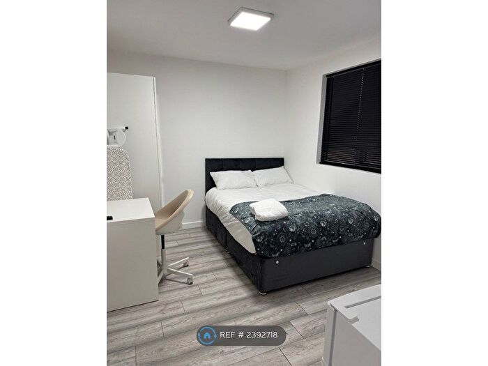 Studio To Rent In Tower Drive, Neath Hill, Milton Keynes, MK14