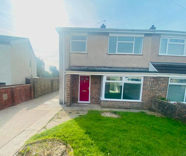 3 Bedroom Property To Rent In Heol Mair, Bridgend, CF31