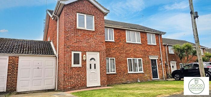 3 Bedroom Semi-Detached House To Rent In Lexington Close, Great Yarmouth, NR29