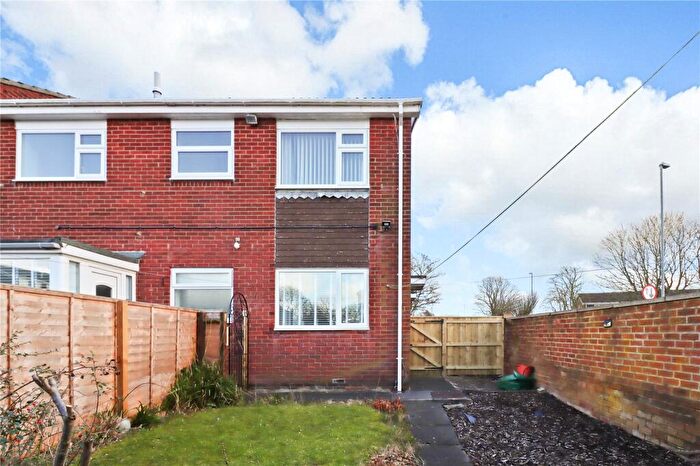 2 Bedroom Flat To Rent In Ancrum Way, Whickham, Newcastle Upon Tyne, NE16