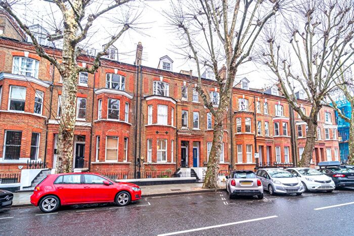 1 Bedroom Flat For Sale In Randolph Avenue, Maida Vale, W9