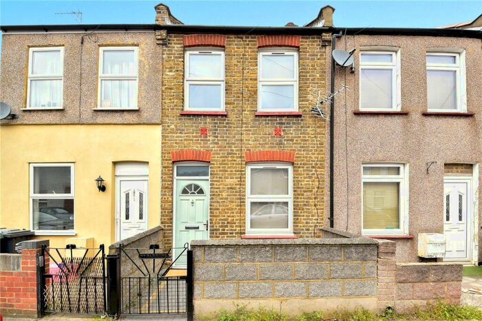 2 Bedroom Terraced House To Rent In Barham Road, Dartford, Kent, DA1