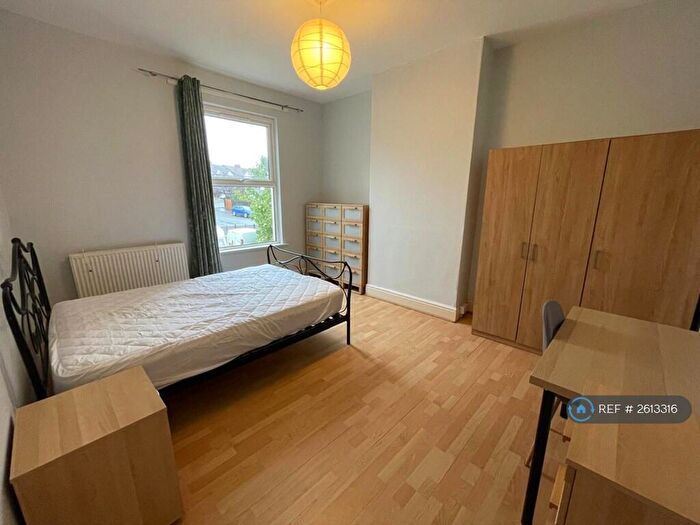 5 Bedroom Terraced House To Rent In Bristol, Bristol, BS7