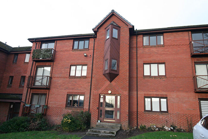2 Bedroom Flat To Rent In The Mount, Cadzow Street, Motherwell, ML1