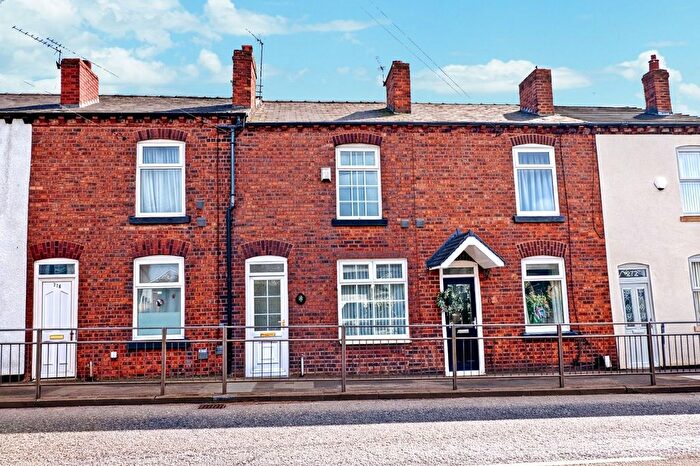 2 Bedroom Terraced House For Sale In Park Road, Westhoughton, BL5