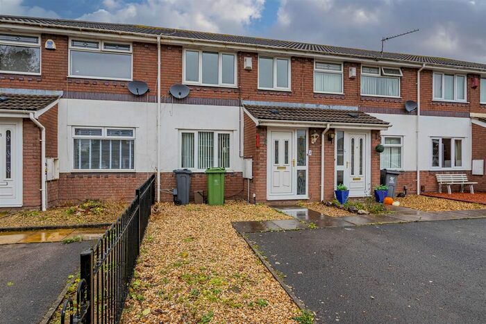3 Bedroom Terraced House To Rent In Shelburn Close, Grangetown, Cardiff, CF11