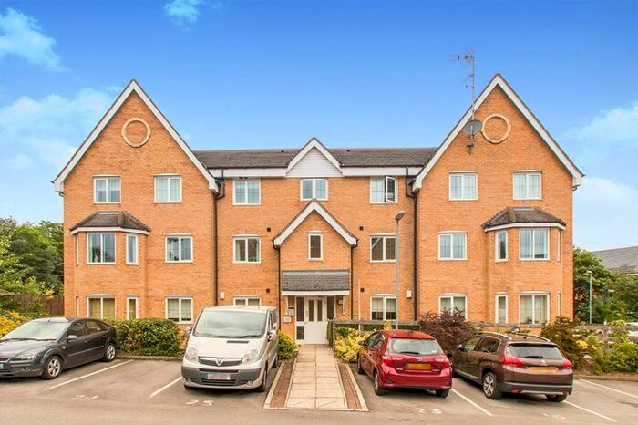 2 Bedroom Flat To Rent In Bracken Green, East Ardsley, Wakefield, WF3