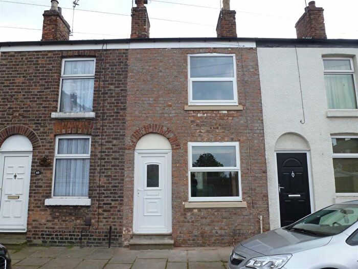 2 Bedroom Terraced House To Rent In Crossall Street, Macclesfield, Cheshire, SK11