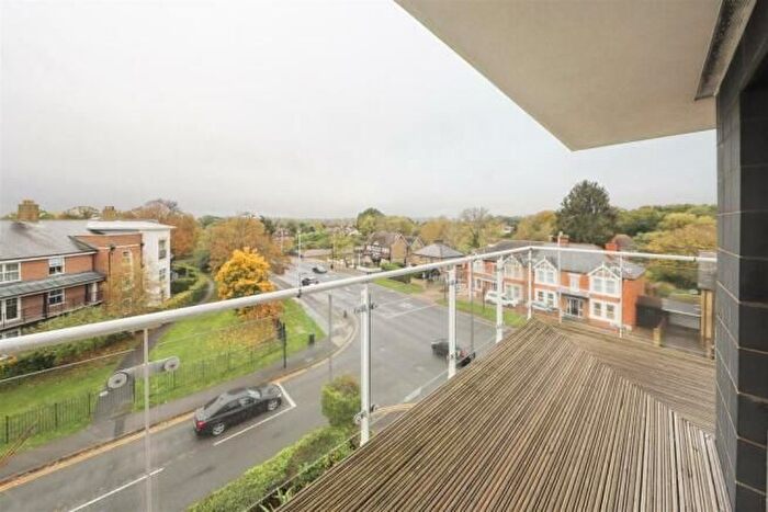 1 Bedroom Flat To Rent In Clayton Road, Hayes, UB3