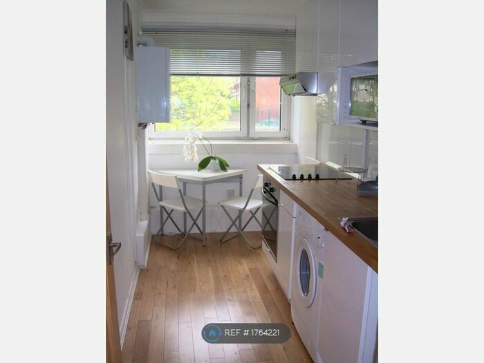 1 Bedroom Flat To Rent In Wheatley House, London, SW15