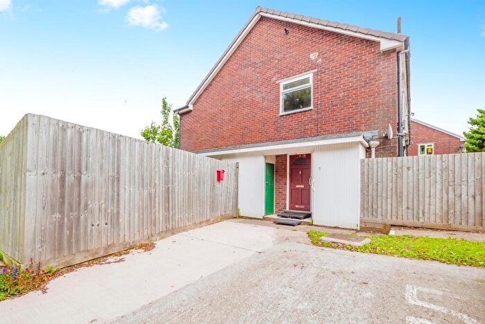 2 Bedroom Apartment For Sale In Ontario Way, Lakeside, Cardiff, CF23