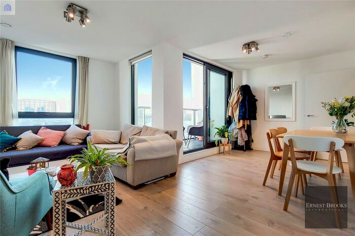 2 Bedroom Flat To Rent In Rotherhithe New Road, London, SE16