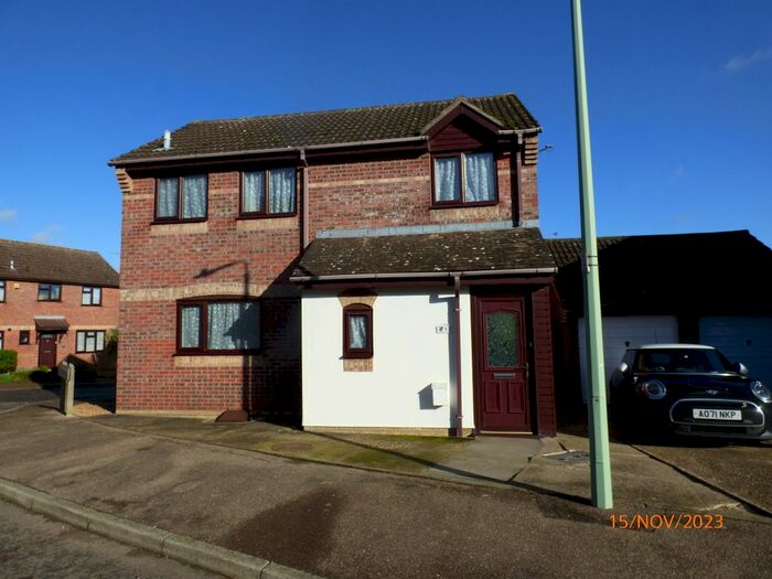 3 Bedroom Detached House To Rent In Ethel Mann Road, Bungay, NR35