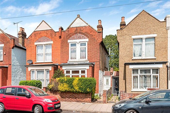 3 Bedroom Semi-Detached House For Sale In Nelson Road, Twickenham, TW2