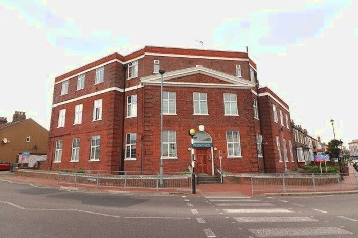 1 Bedroom Flat To Rent In London Road, Grays, RM17