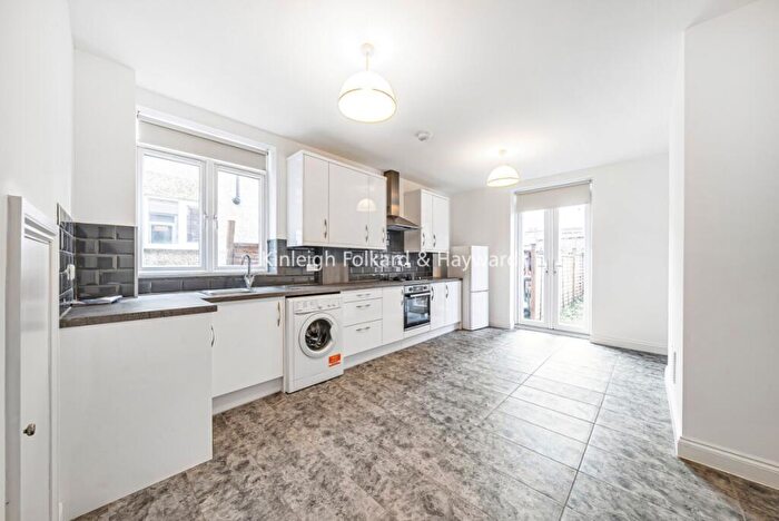 2 Bedroom Flat To Rent In Tynemouth Road, Mitcham, CR4