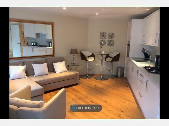 1 Bedroom Flat To Rent In Exmouth Market, London, EC1R