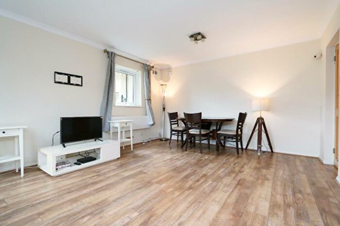 2 Bedroom Apartment To Rent In Maplehurst Close, KT1